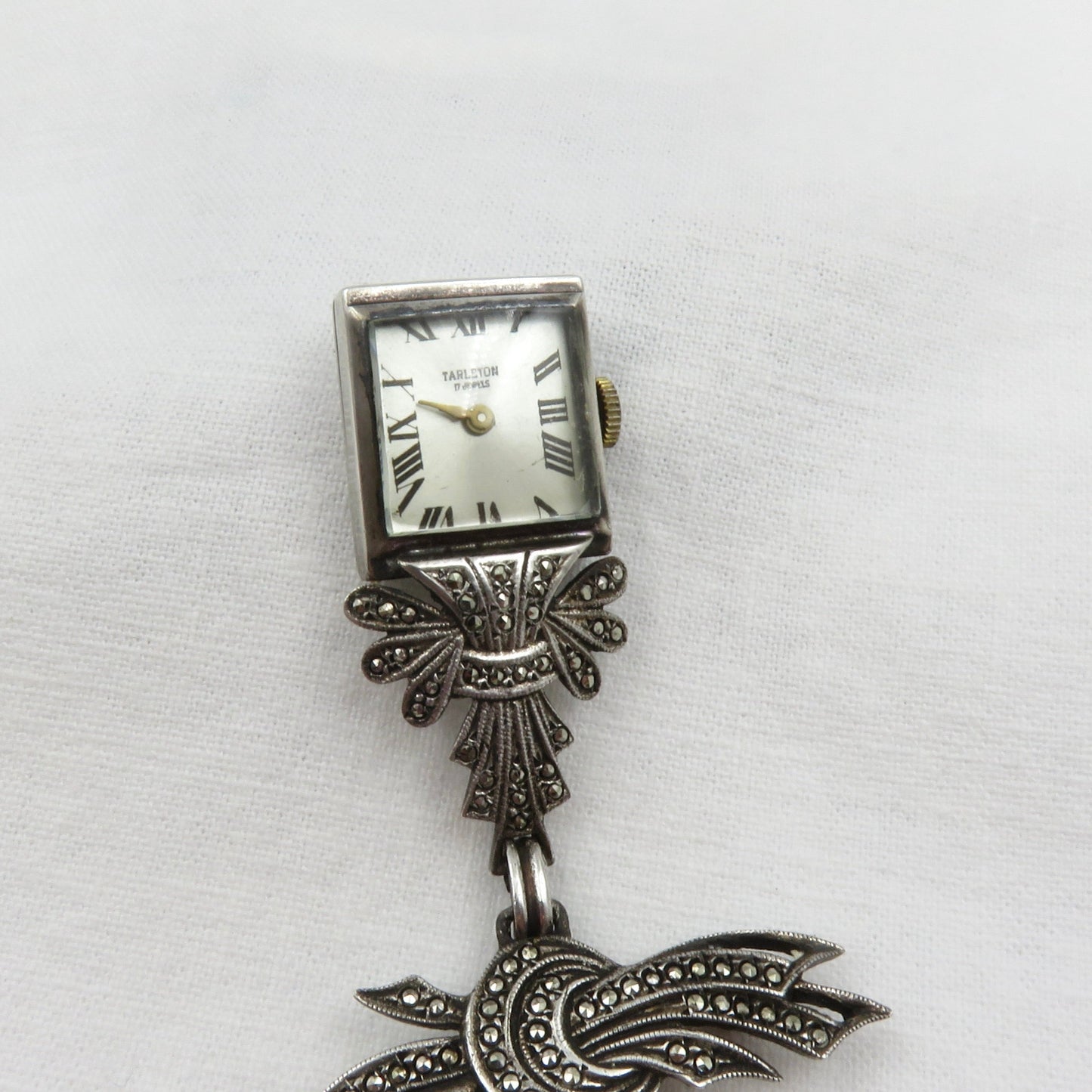 Art Deco Watch Brooch 17 jewel movement