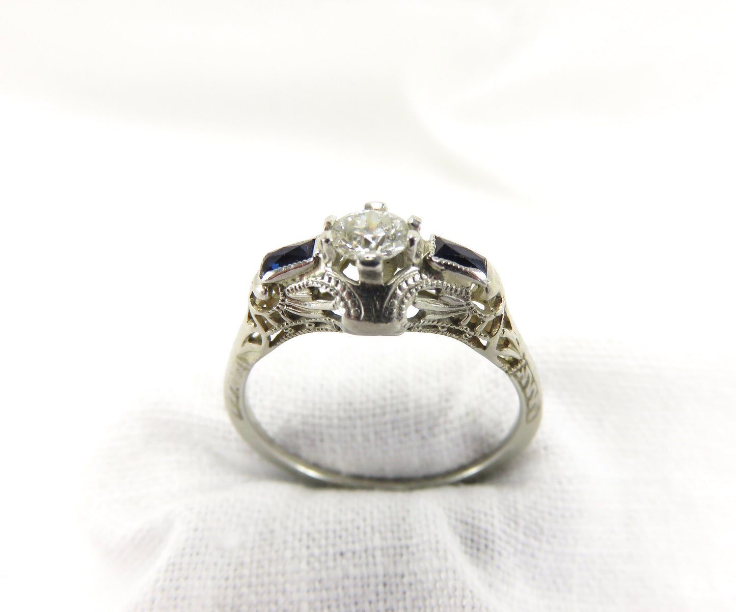 Circa 1930's Diamond Engagment Ring with 0.22 carat Old European Cut Diamond VS1 clarity G color