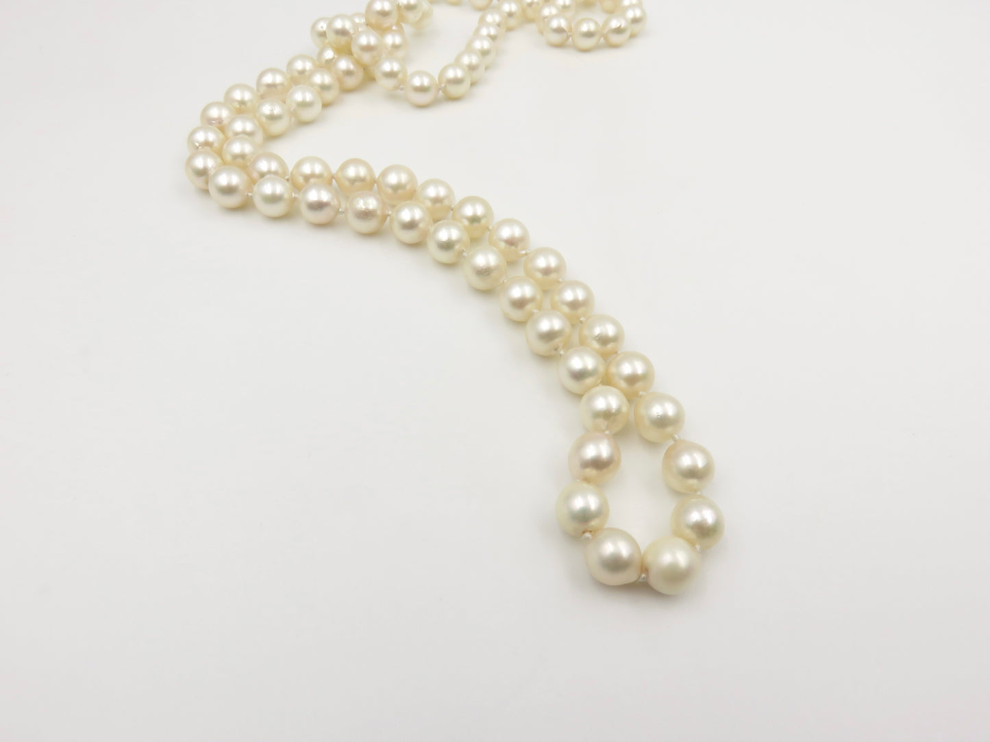 Matinee Length Cultured Pearl Necklace.   7.0-7.5mm diameter