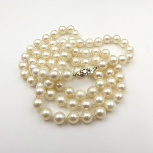 Matinee Length Cultured Pearl Necklace.   7.0-7.5mm diameter