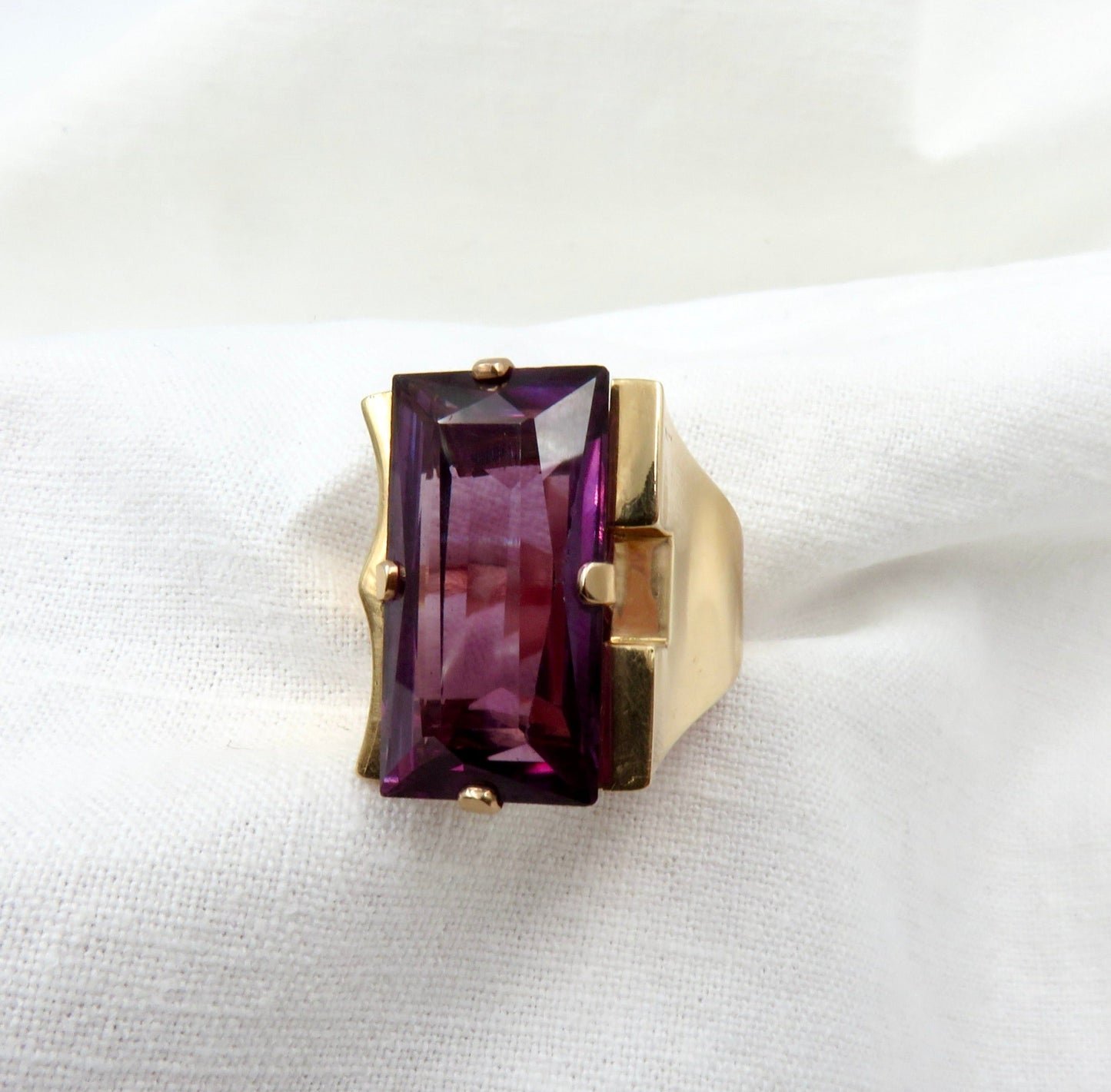 Circa 1940 20.50 Carat Synthetic Color Change Sapphire RIng set in 18KT Rose Gold.