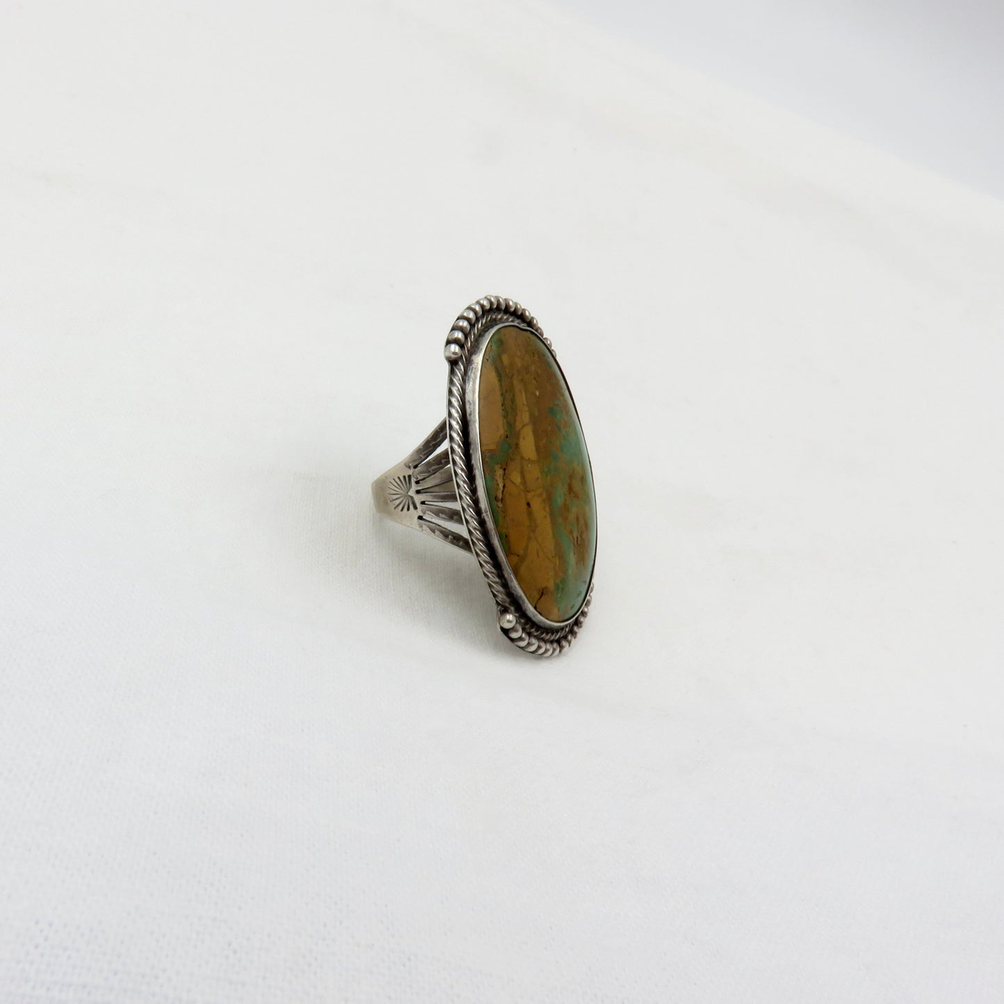 Circa 1940. Native American Turquoise and Silver Ring