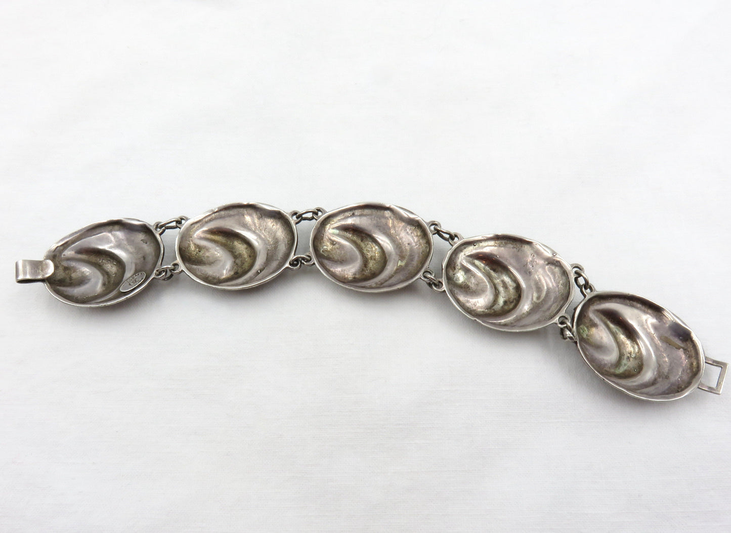 Circa 1950 Danecraft Sterling Silver Oval Link Bracelet