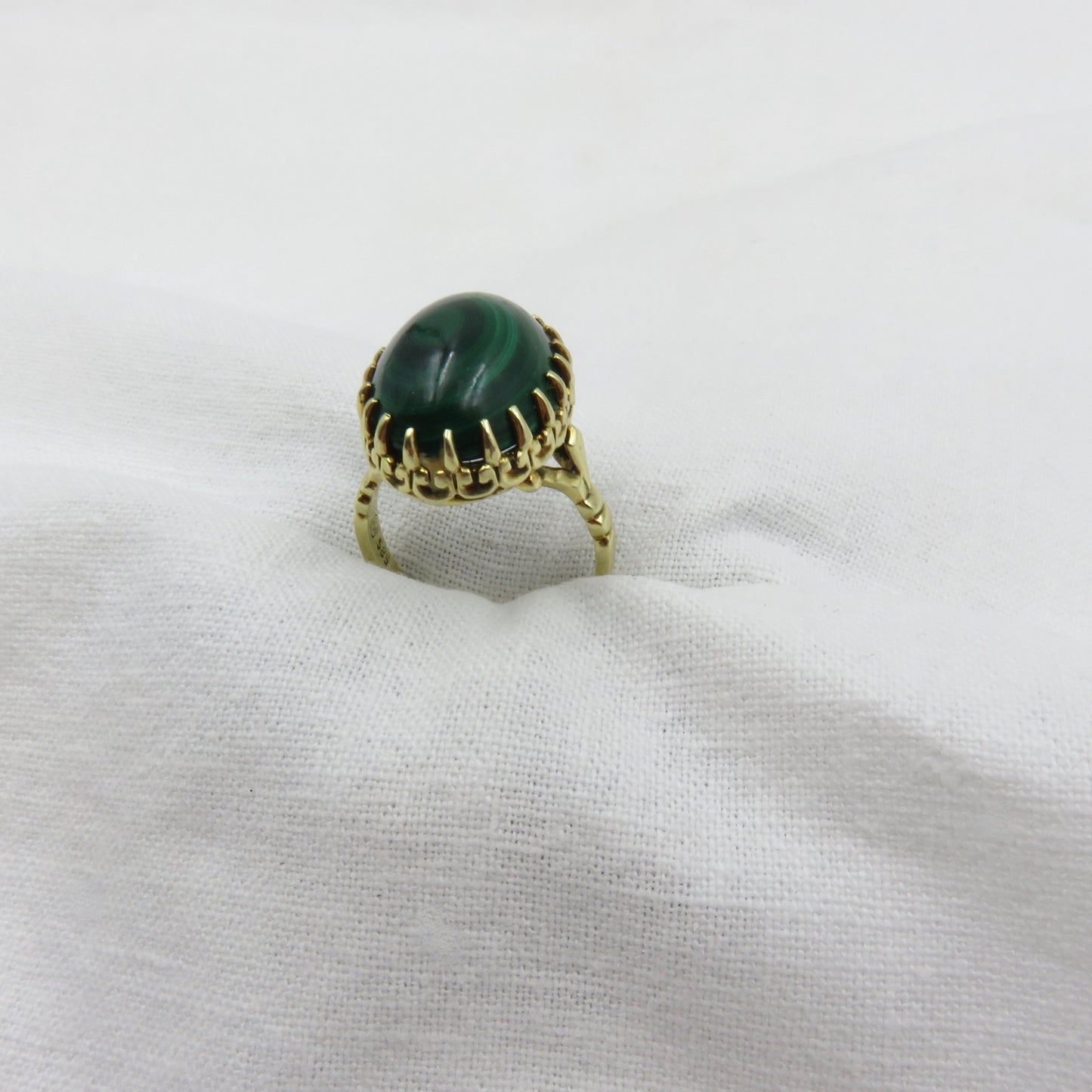 Circa 1950s Green Malachite Cabochon ring set in 14KT Gold