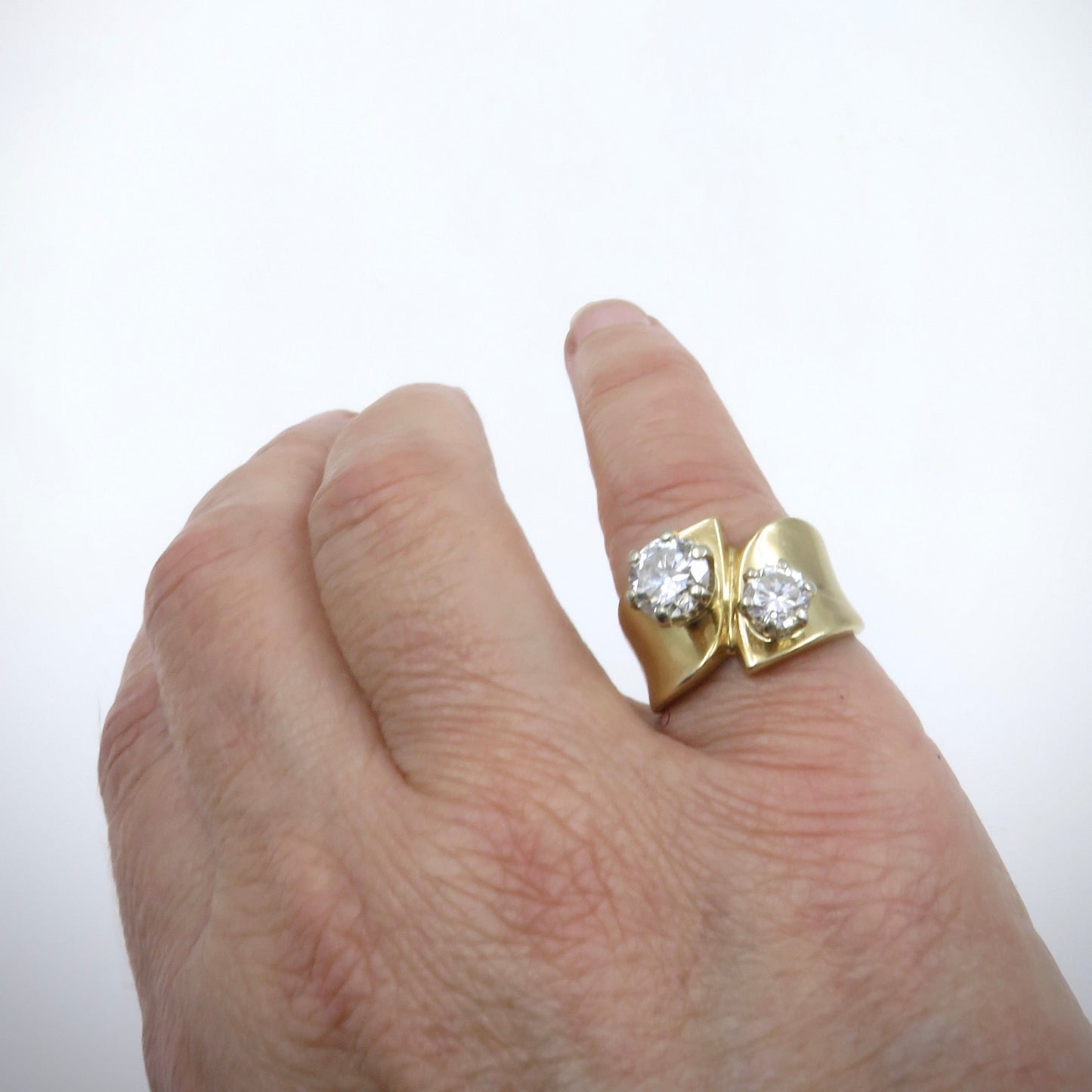 Circa 1970's. 14k Gold Ring set with Brilliant Cut Diamonds, 2.00ctw