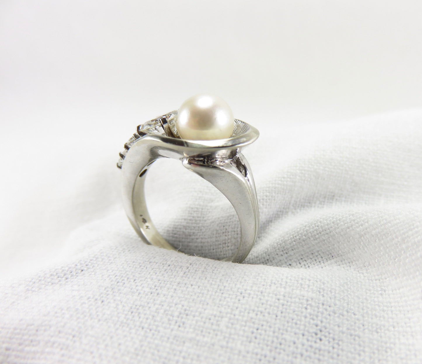 Circa 1950. Pearl and Diamond 14kt White Gold Ring