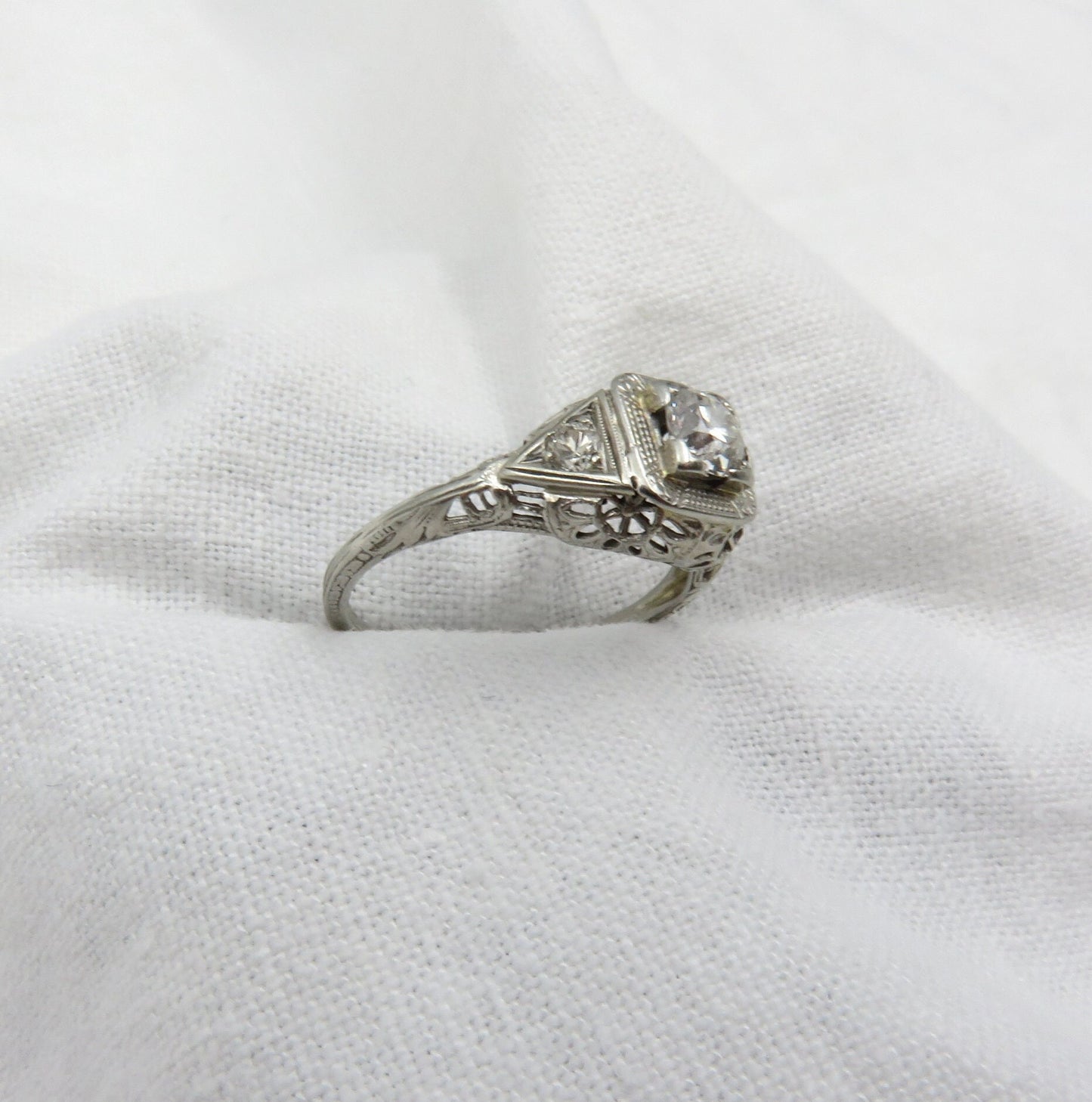 Circa 1930. 18kt White Gold Engagement ring featuring an Old European Cut diamond